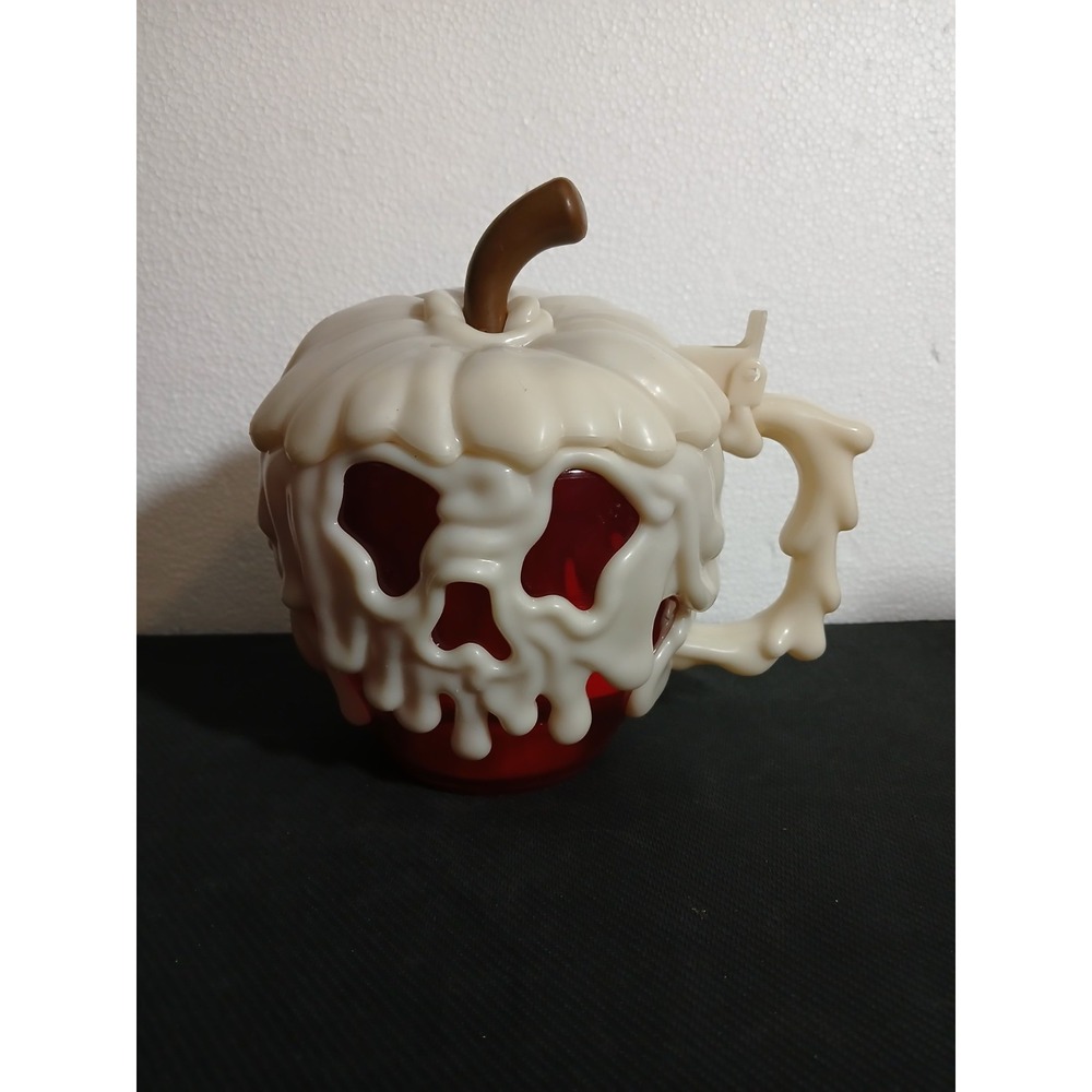 Disney Snow White Poison Apple Mug - Glows In The Dark